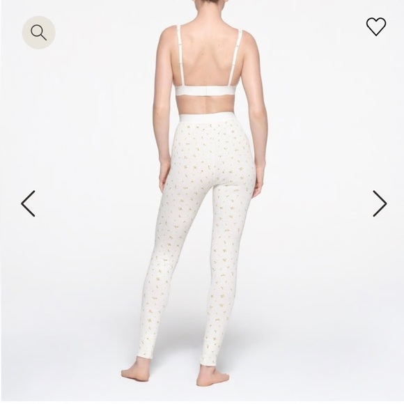 NWT: SKIMS Ribbed Leggings with Marigold Rosebud Print PJs - Picture 2 of 7